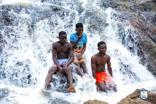 La Cascade de Héké Village